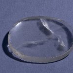 ニネヴェの宮殿遺跡から発見された世界最古のニムルドの水晶レンズ